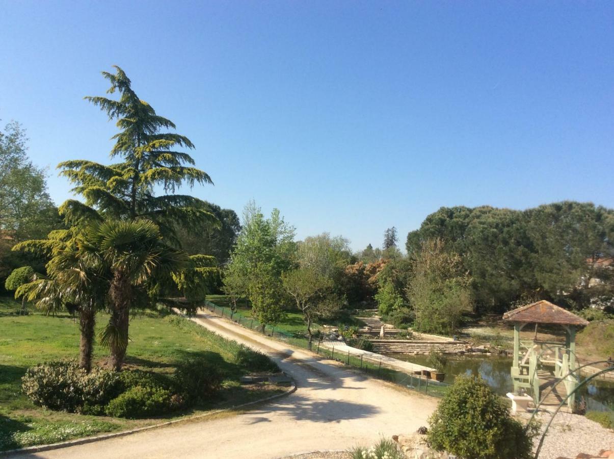 Gite Le Bois De Montpouillan Marmande Exterior photo