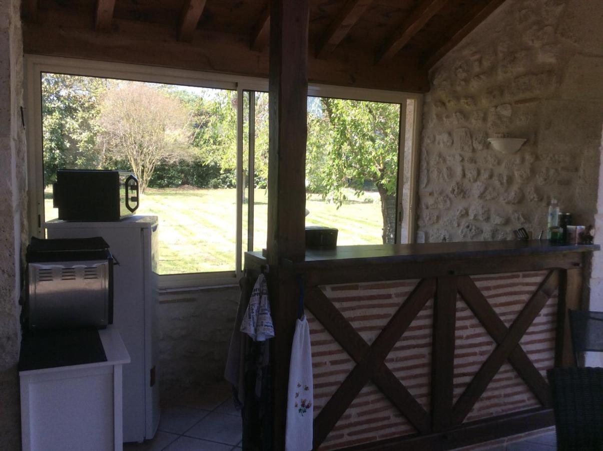 Gite Le Bois De Montpouillan Marmande Exterior photo